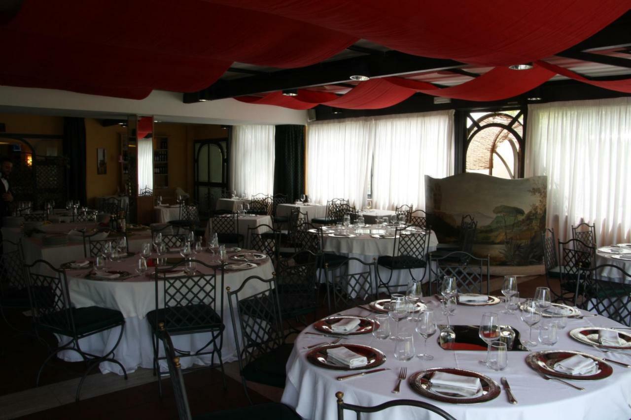 Culture Hotel Villa Capodimonte Napoli Esterno foto
